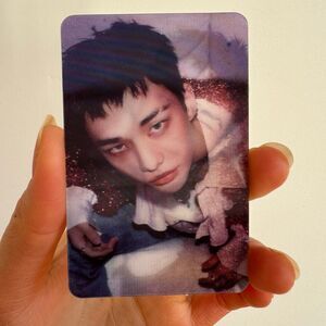 Hyunjin DO IT pink lenticular B photocard